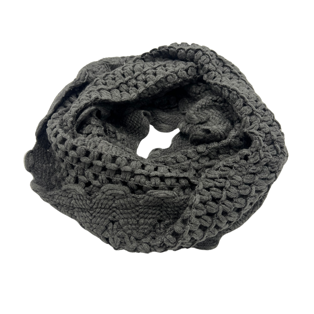 Elegant Gray Crochet Infinity Scarf – Cozy and Stylish Accessory for Any Season - Swaggy Steals