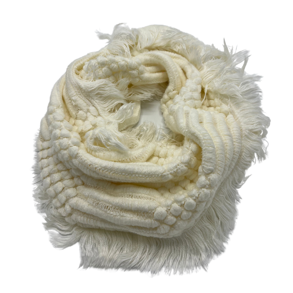 Luxurious White Textured Scarf - Elegant and Cozy Accessory - Swaggy Steals