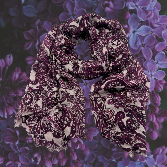 Elegant Paisley Pattern Scarf - Luxurious and Stylish - Swaggy Steals