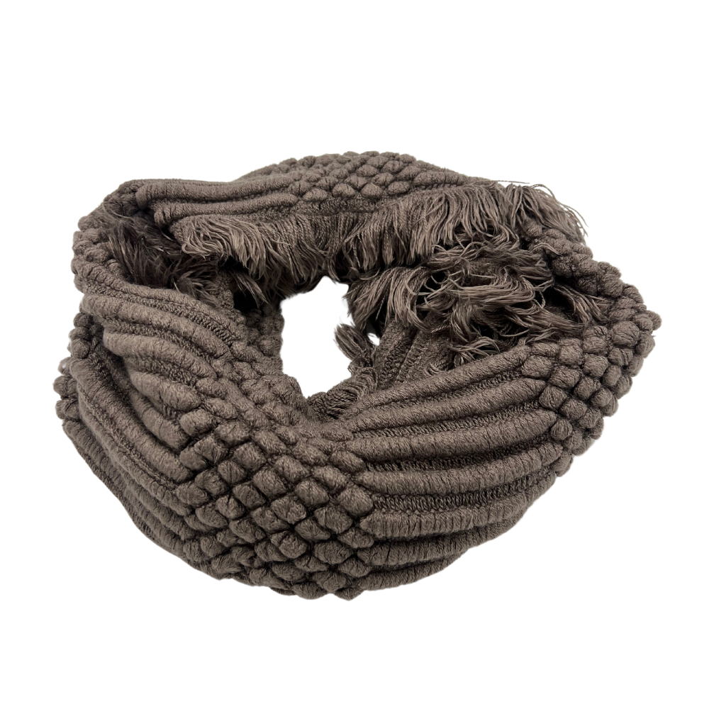 Handmade Crochet Knit Scarf - Cozy and Stylish Accessory - Swaggy Steals