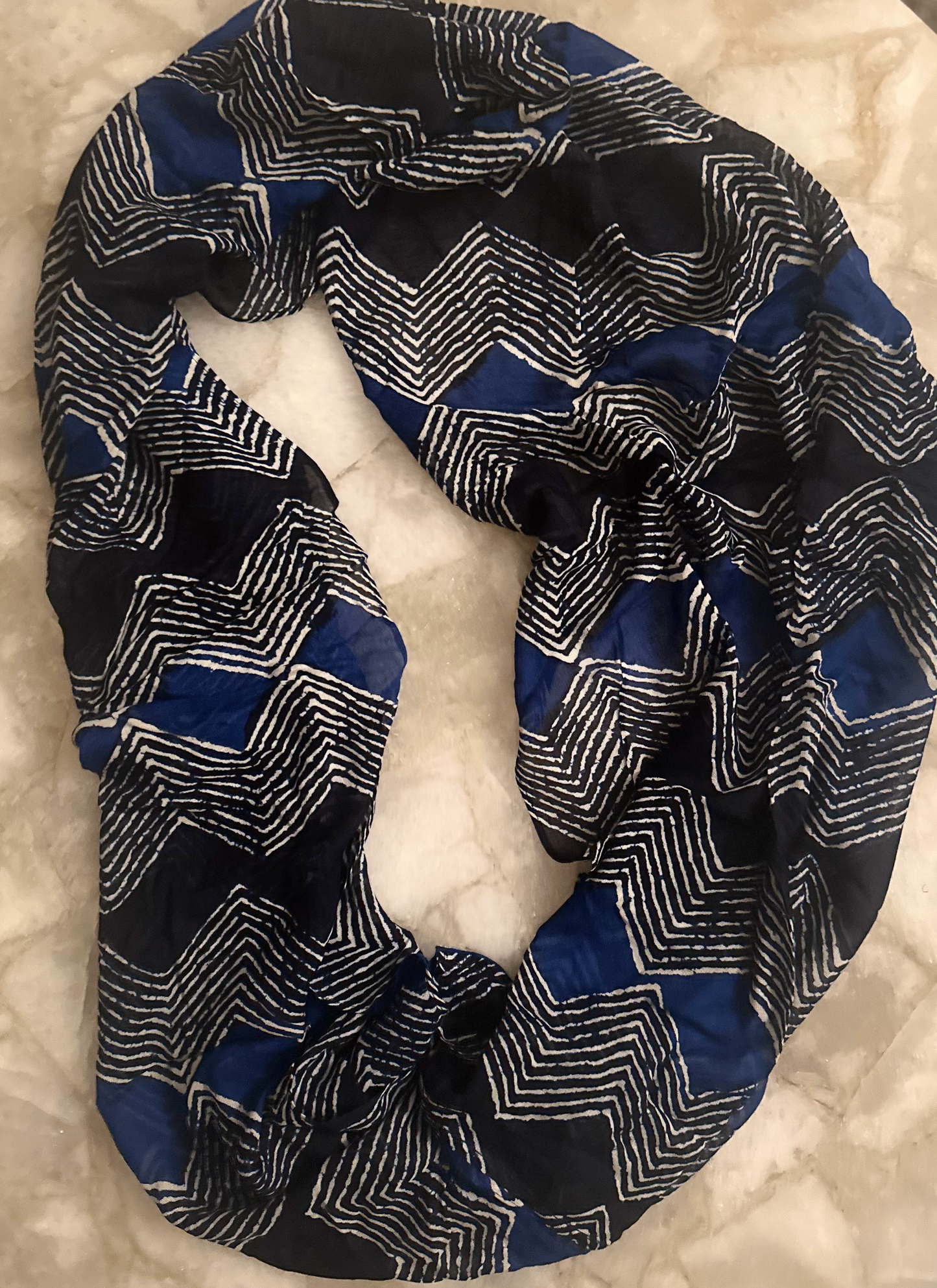 Chevron Pattern Scarf for Women - Lightweight Geometric Fashion Accessory - Swaggy Steals